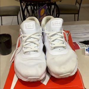 One pair of night Max zero essential sneakers